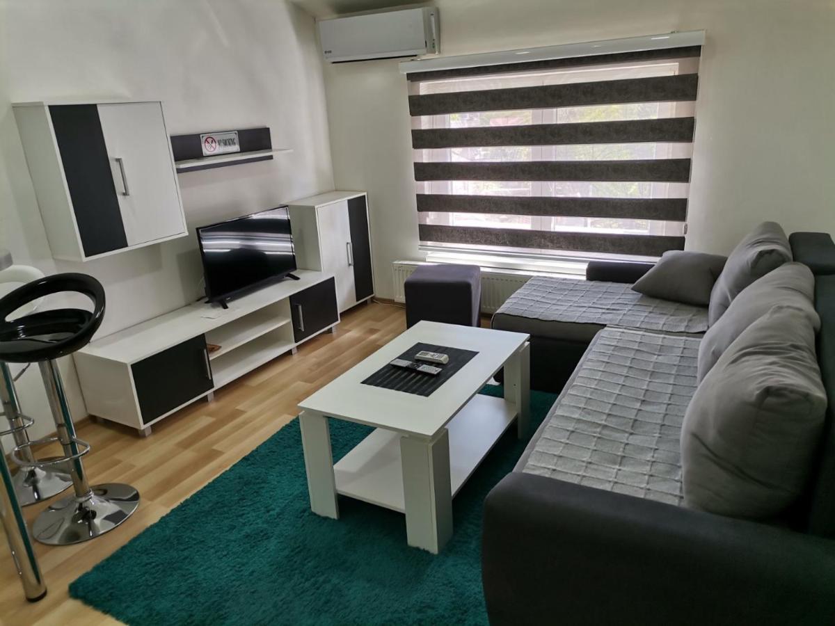 Centar Apartman Enmi 111 Banja Luka Exterior photo
