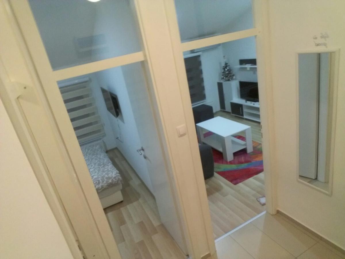 Centar Apartman Enmi 111 Banja Luka Exterior photo